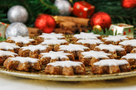 cinnamon stars, christmas cookiesの写真素材