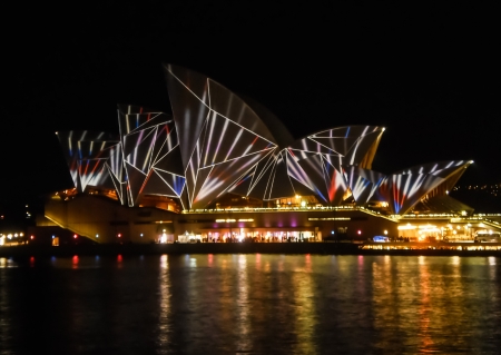 SYDNEY-JUNE 13 :French artist group,Superbien,project their designs on to the SydneyOpera House during the Sydney Vivid Festival,June 13, 2011 in Sydney,Australia.のeditorial素材
