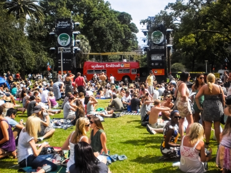 Sydney-January 7 : People enjoy music by DJ at Hyde park  for Sydney festival  in  Sydney,Australia on January 7,2012. Sydney festival start about January every year .のeditorial素材