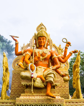 UBON RACHATANEE, THAILAND - JULY 19 : Thai candle festival parade at Ubon Rachatanee on July 19,2016 .Candle festival happen on Buddhist lent day.のeditorial素材