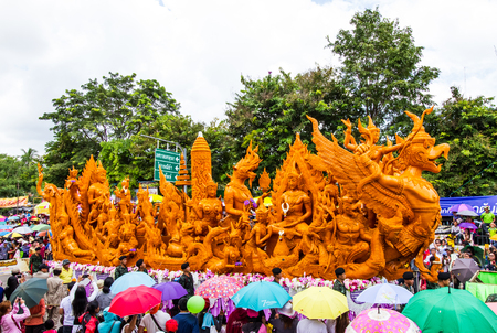 UBON RACHATANEE, THAILAND - JULY 20 : Thai candle festival parade at Ubon Rachatanee on July 20,2016 .Candle festival happen on Buddhist lent day.のeditorial素材