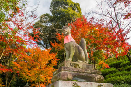 Fox sculpture at Fushimi Inari shrine.のeditorial素材