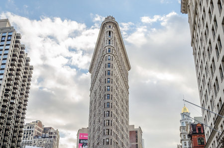 Historic Flatiron Building, Triangular 22 Story Steel Framed Landmark in Manhattan, New York City, USAのeditorial素材