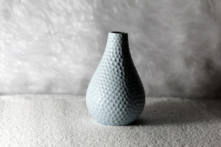 empty vase on the sandの写真素材