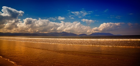 Beautiful summer landscape at Inch strand, one of the most famous beaches in Ireland の写真素材
