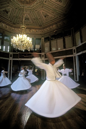 Whirling derwishes, Galata Dervish House, Istanbulのeditorial素材