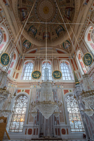 Ortakoy Mosque in Istanbul, Turkey.のeditorial素材