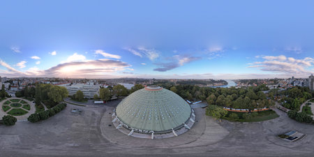 Oporto, Portugal - 03.10.2022: 360-degree panoramic Aerial view of The Crystal Palace in Porto cityのeditorial素材