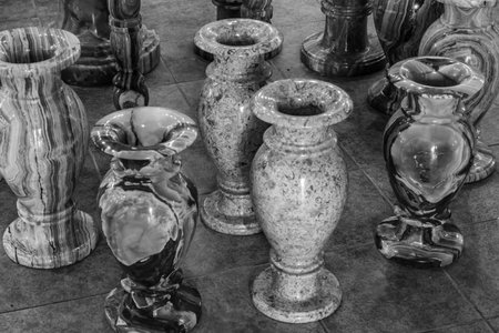 Onyx vases for sale at shop in Turkeyの写真素材
