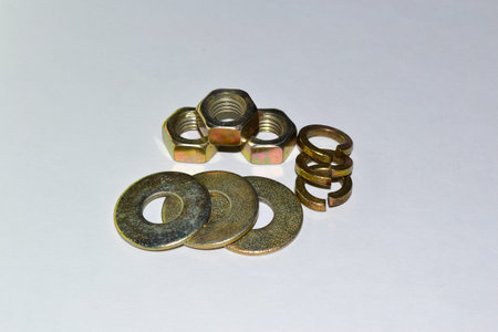 screw-nut
