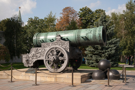 Tsar Cannon at the Kremlin in Moscow, Russiaのeditorial素材