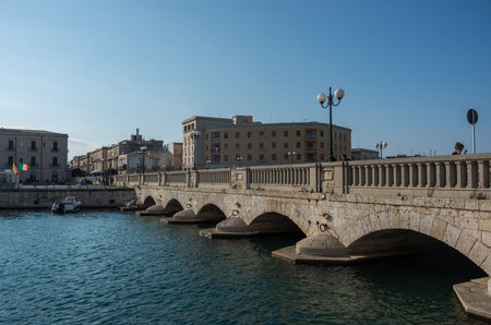 Syracuse, Italy - August 31, 2017:   View of Umberto I bridge in Syracuse,  Sicily. Italyのeditorial素材