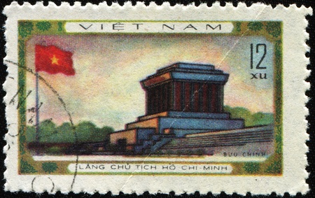 VIETNAM - CIRCA 1970s: A stamp printed in Vietnam shows Mausoleum of  Ho Chi Minh, circa 1970sの写真素材
