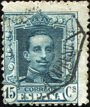 SPAIN - CIRCA 1928: A stamp printed in Spain showing king Alphonso XIII, circa 1928のeditorial素材