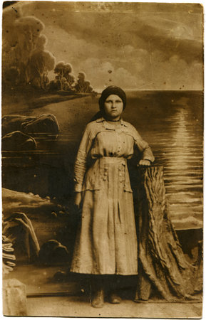 RUSSIAN EMPIRE - CIRCA 1916  Studio portrait of a young woman, Kursk, circa 1916