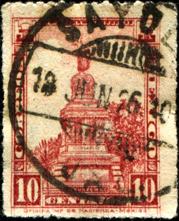 MEXICO - CIRCA 19236  A stamp printed in Mexico shows Monument of Cuauhtemoc, the last Aztec ruler at Zocalo square Mexico City, circa 1923のeditorial素材