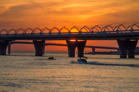 Red sunset on the Bay