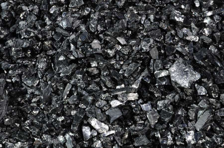 The graphic resource consists of fine-grained anthracite coal after beneficiation.