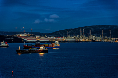 Night scene of oil refinery plant. Alheciras, Spainの写真素材