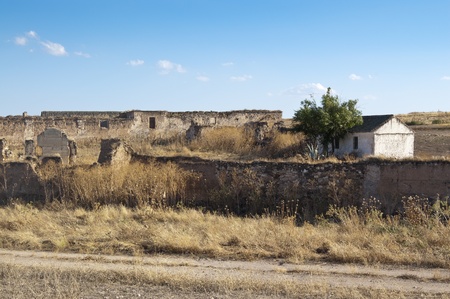 Old hamlet in an arable landscape in Ciudad Real Province, Spainの写真素材