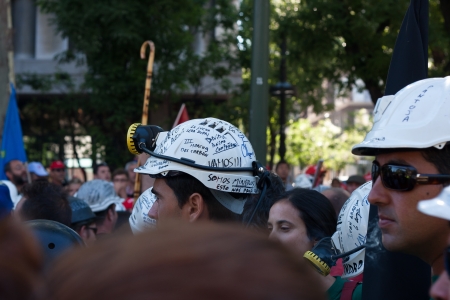 Group and family  miners in Madrid to protest cuts in aid to the carbonのeditorial素材