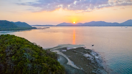 Aerial top view of sandbar of island in middle of the sea, white purity sand beach island locate in Thailandの写真素材