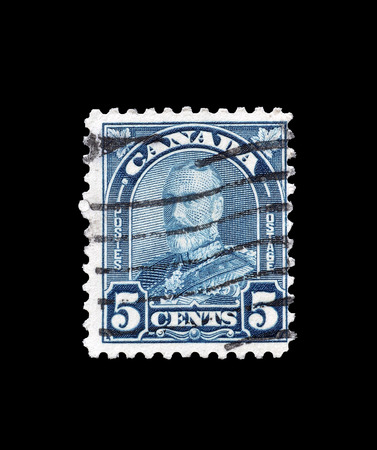 CANADA - CIRCA 1930 : Postage stamp printed by Canada, that shows portrait of king George V.