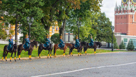 Moscow September 18, 2021 A traditional horse and foot guard in the Moscow Kremlin, photo taken on a sunny autumn day.のeditorial素材