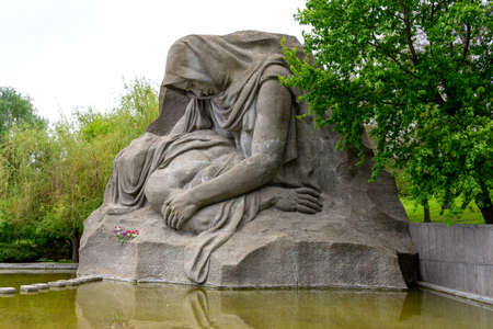 Russia May 9, 2021 Volgograd view of the monument to the grieving mother, the photo was taken on a cloudy summer dayのeditorial素材