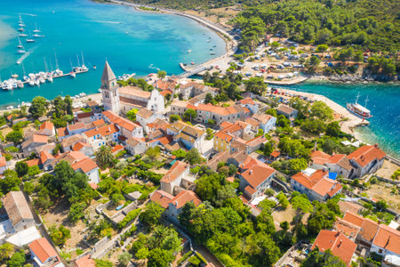 Historic town of Osor between islands Cres and Losinj, Croatiaの写真素材