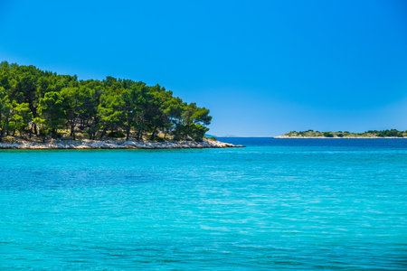 Beautiful turquoise sea on the island of Brac in Croatiaの写真素材