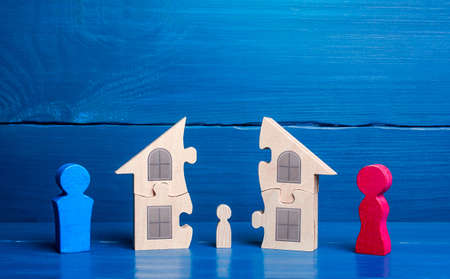 Division of property and children among parents in case of divorce. Parental conflict resolution,...