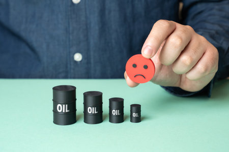 Decrease in oil production. Decrease in sales volumes. Market deficit. Rising prices. Economic pressure. Industry downturn. Demand imbalance. Energy risk.の写真素材