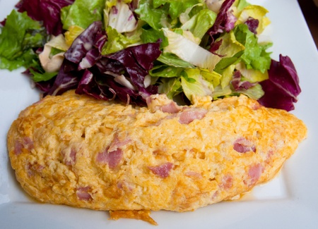 omelet with ham tomato and green salad