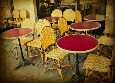old-fashioned coffee terrace with tables and chairs,paris Franceの写真素材