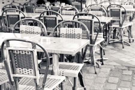 Street view of a coffee terrace with tables and chairs,paris Franceの写真素材