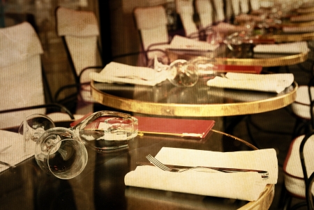 old-fashioned coffee terrace with tables and chairs,paris Franceの写真素材