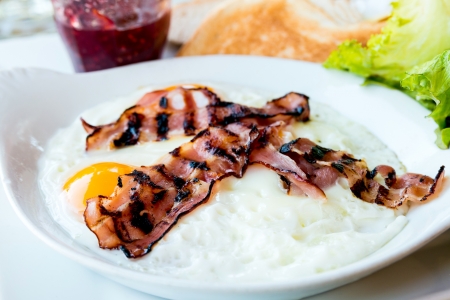 Prepared Egg and bacon - prepared egg under the sunの写真素材