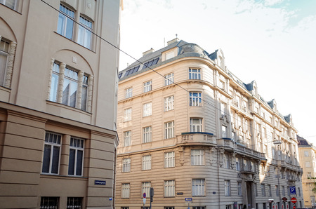 VIENNA, AUSTRIA-July 3 : Viennese Classical style building on July 3, 2014.Vienna, Austria, Europeのeditorial素材