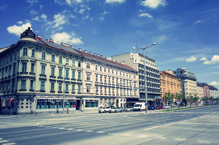 VIENNA, AUSTRIA-July 3 : Viennese Classical style building on July 3, 2014.Vienna, Austria, Europeのeditorial素材