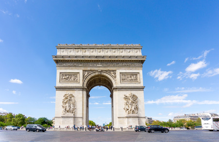PARIS, FRANCE - August 28, 2016 : Arc de triomphe in Paris, one of the most famous monuments. August 28, 2016, Paris, France.のeditorial素材