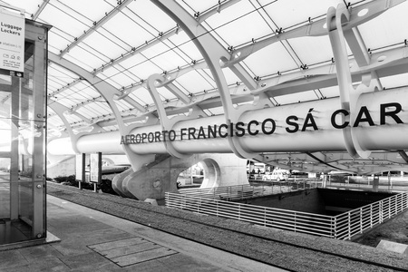 PORTO, PORTUGAL - November 17, 2016. Street view of old town Porto, Portugal, Europe, is the second largest city in Portugal, has a population of 1.4 million.のeditorial素材