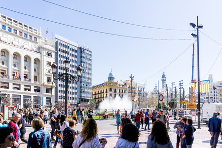 VALENCIA, SPAIN - March 10, 2017: street view of downtown valencia, is Spain's third largest metropolitan area, with a population ranging from 1.7 to 2.5 million.のeditorial素材