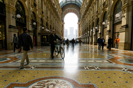 MILAN, ITALY - March 16, 2017: Galleria Vittorio Emanuele IIのeditorial素材
