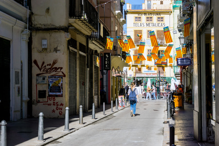 VALENCIA, SPAIN - March 10, 2017: street view of downtown valencia, is Spain's third largest metropolitan area, with a population ranging from 1.7 to 2.5 million.のeditorial素材