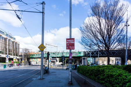 DUBLIN, IRELAND - March 31, 2017: Dublin City Center and river Liffey,Irelandのeditorial素材