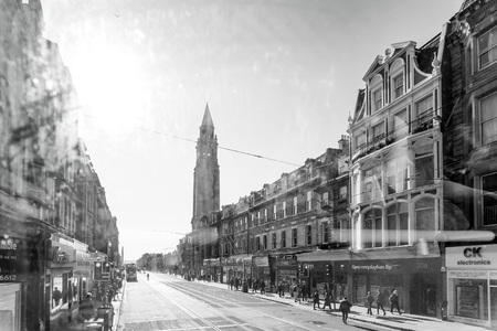 EDINBURGH, SCOTLAND - March 27, 2017: Street view of Historic Old Town Houses in Edinburgh, Scotlandのeditorial素材