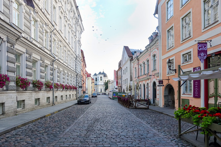 TALLINN, ESTONIA - August 28, 2017: street view of downtown in Tallinn city, Estoniaのeditorial素材