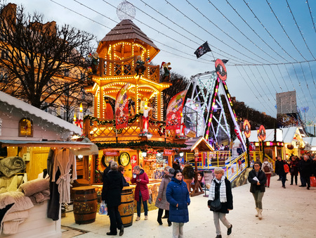PARIS, FRANCE - DECEMBER 5, 2018: Paris Tuileries Garden Christmas Marketのeditorial素材