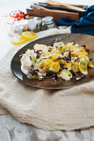 Tortellini Ricotta Spinach Parmesan Sauceの写真素材